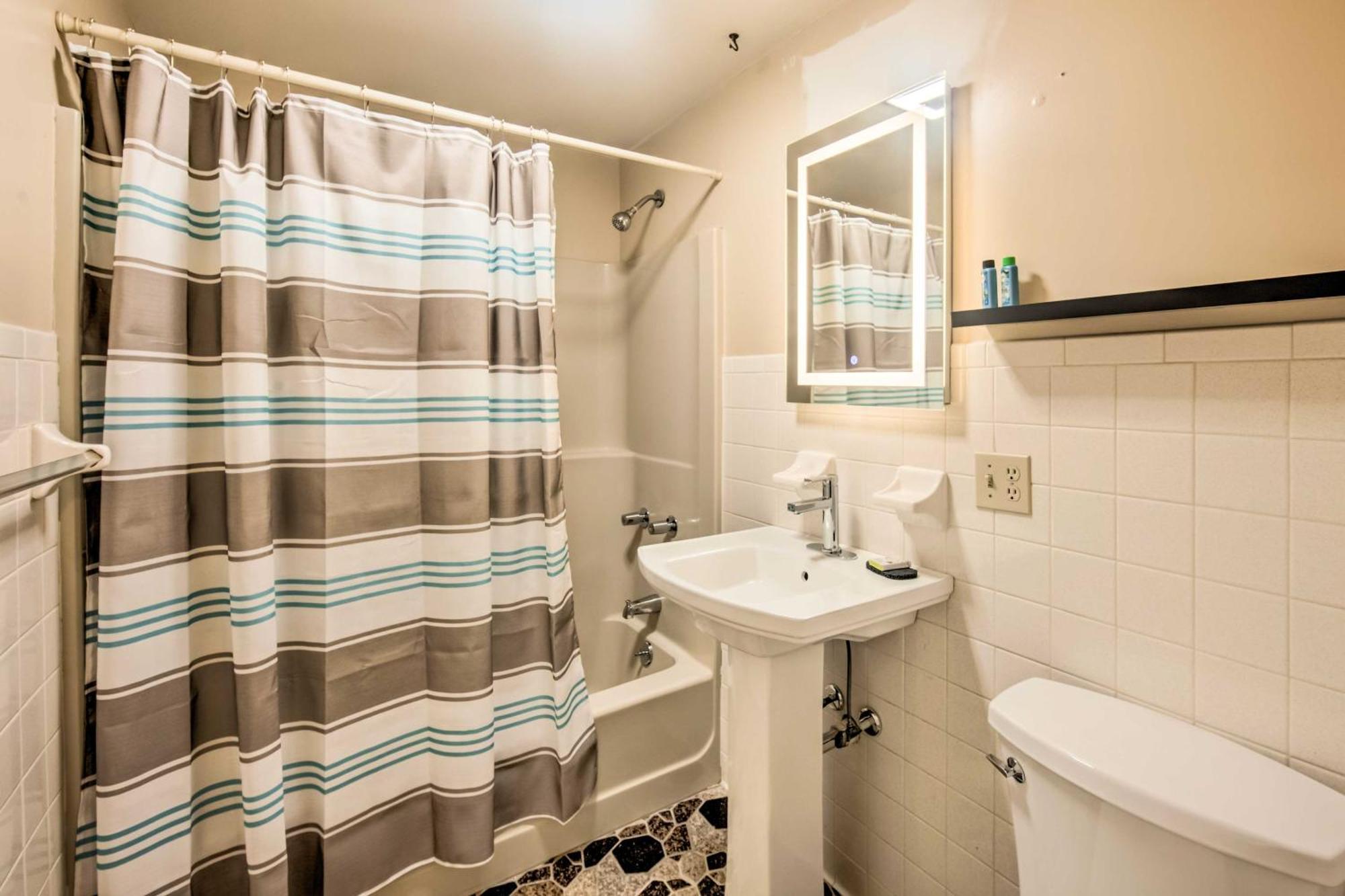Runningwater Apartment In Lancaster With Deck Dış mekan fotoğraf