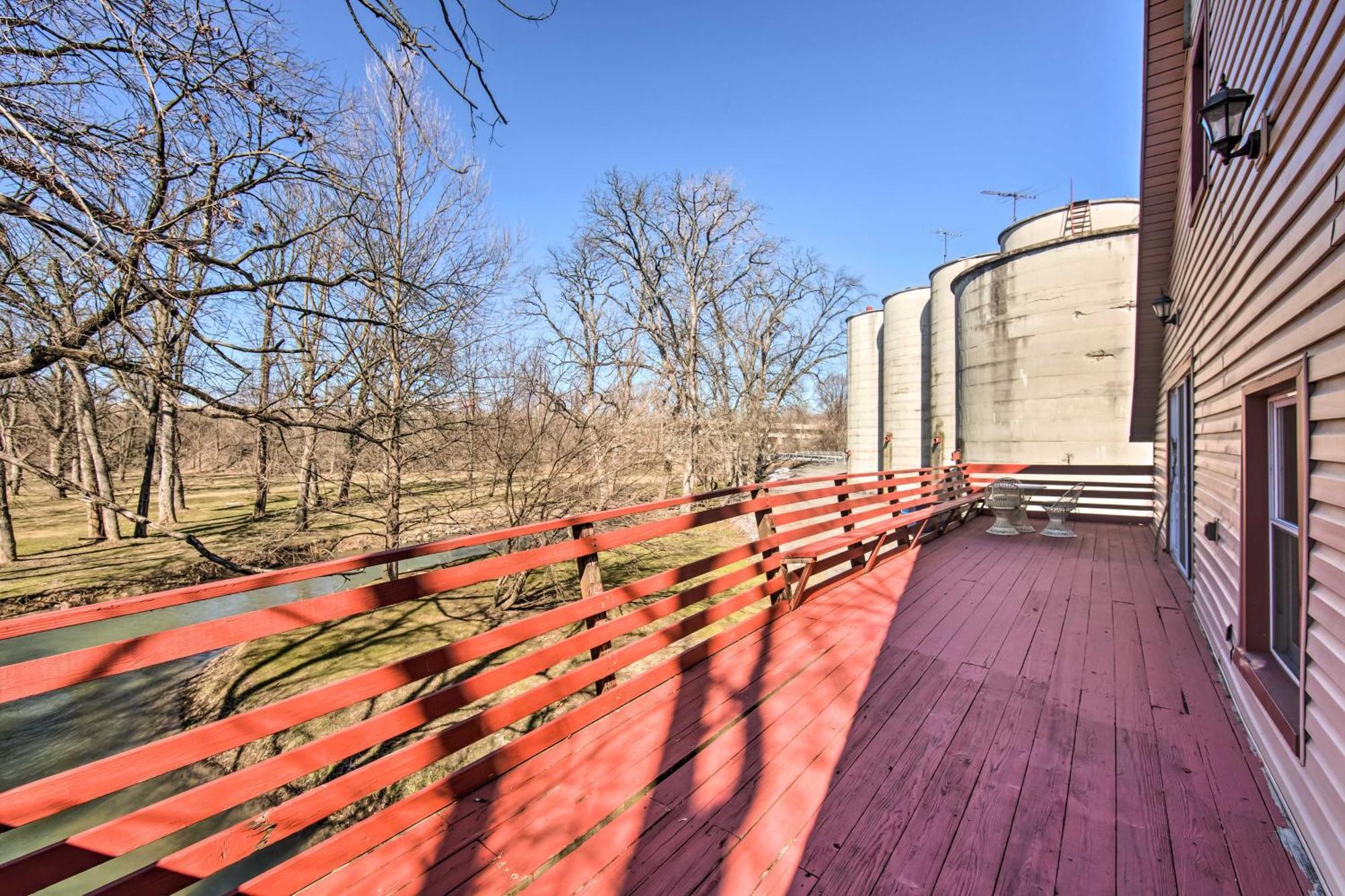 Runningwater Apartment In Lancaster With Deck Dış mekan fotoğraf