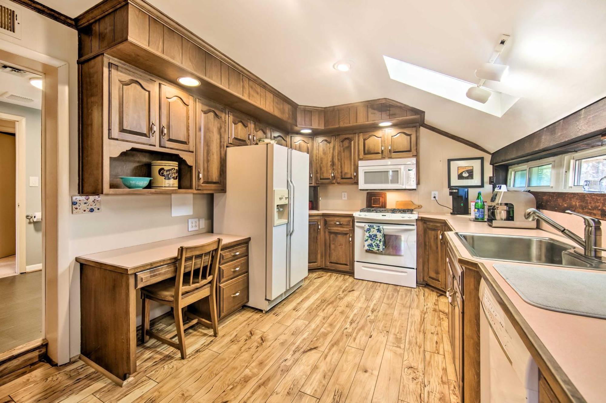 Runningwater Apartment In Lancaster With Deck Dış mekan fotoğraf